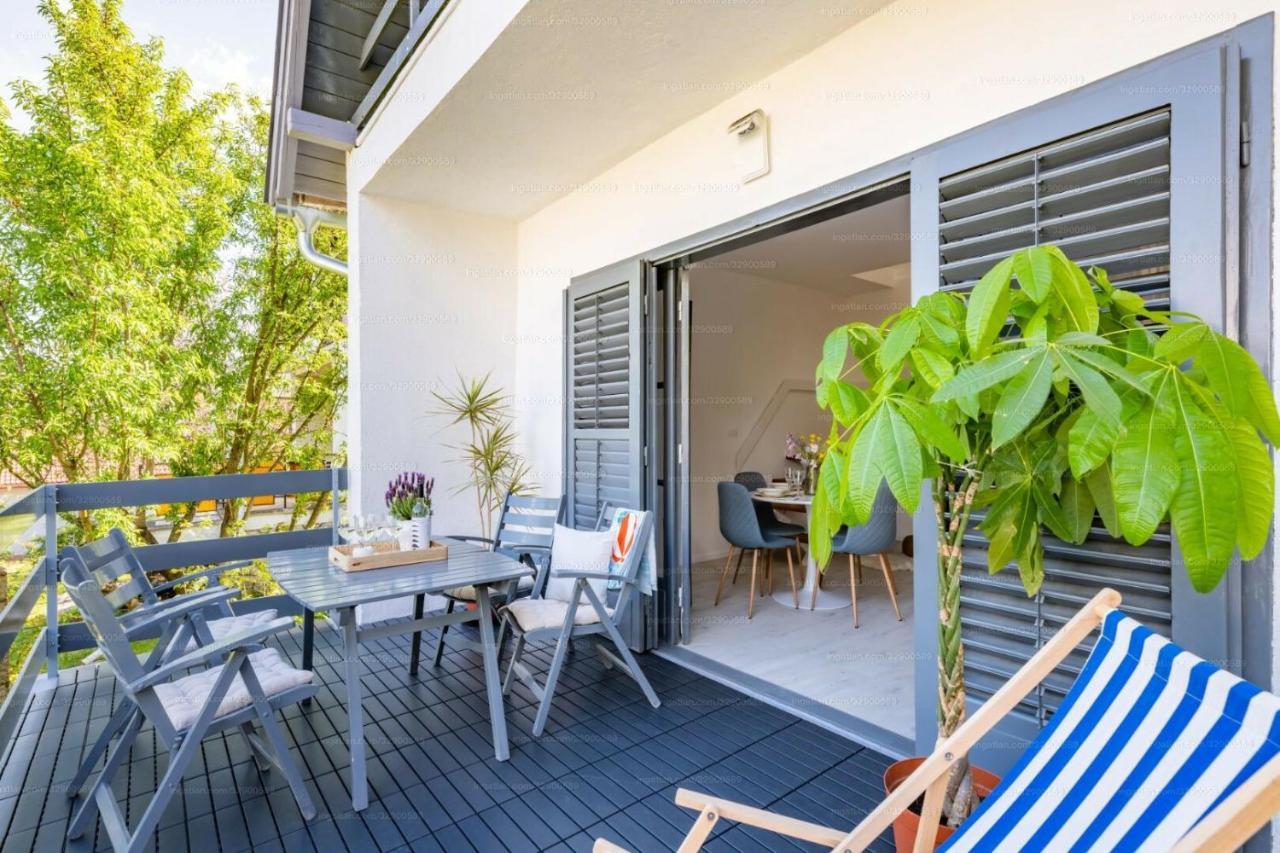 Вилла Madarasz 5 Deluxe Vendeghaz Балатональмади Экстерьер фото